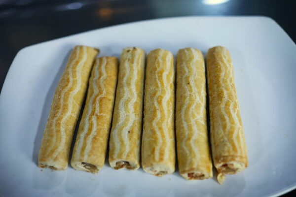 SAUSAGE (BEEF) ROLL